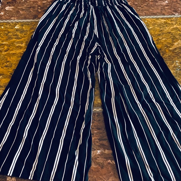 Pants - Picture 2 of 9